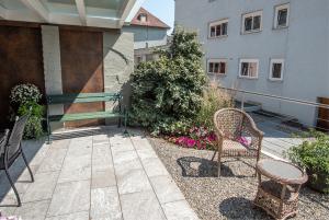 Privatgarten, gedeckter Gartensitzplatz